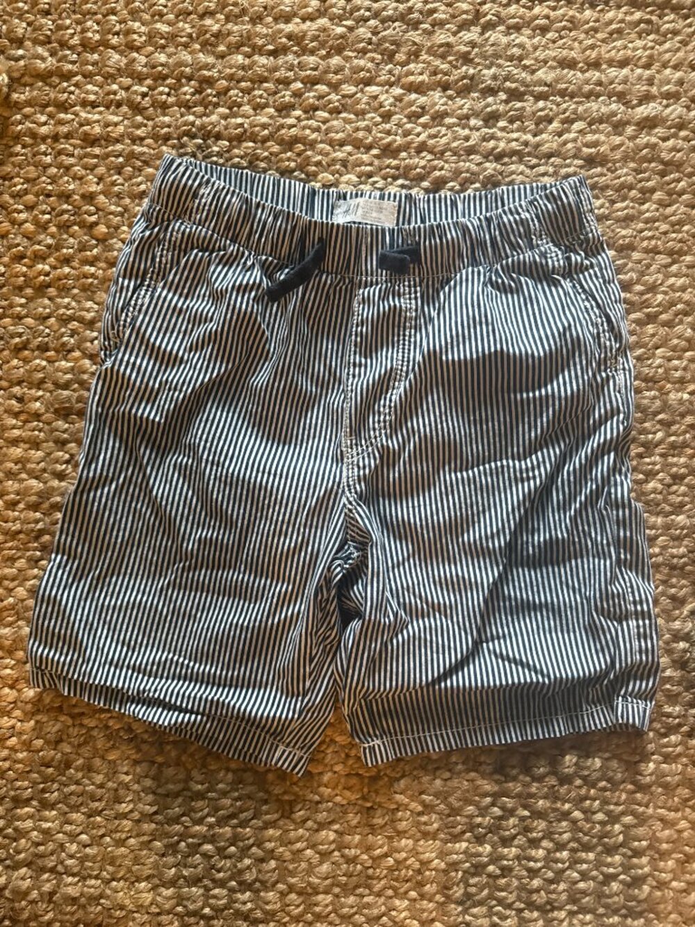 Boys shorts - Size US 10 - Picture 2 of 4